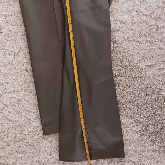 NWT Dockers Men Signature Khaki Classic Fit Lux Cotton Stretch Men’s Size 38X34" - Picture 10 of 10